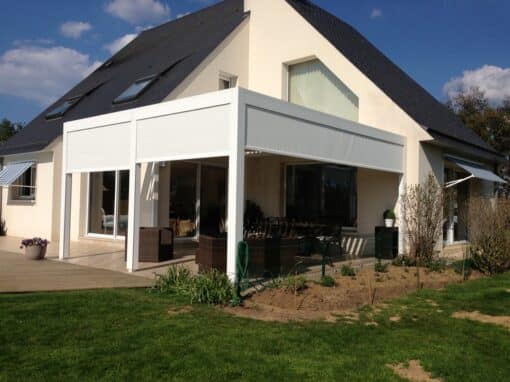 Réalisation à Maisons-Laffitte : Installation d’une pergola Brustor B200