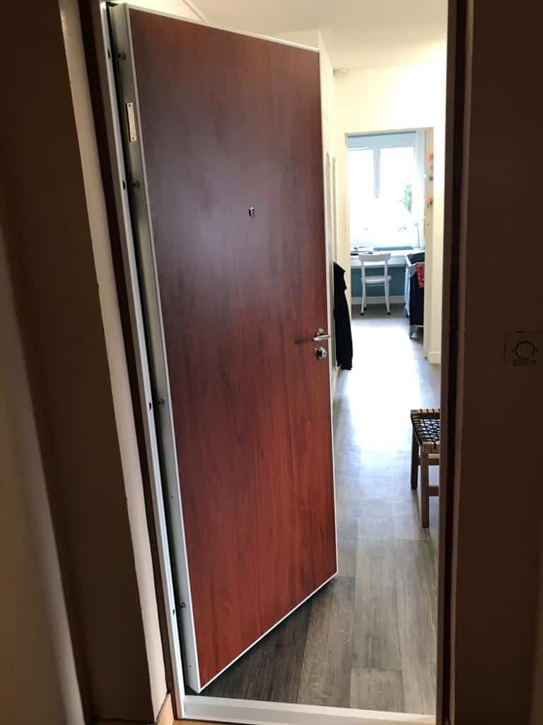 Réalisation à Maisons-Laffitte : Installation d’une Porte Blindée Diamant 10 – Marque Picard Serrures Réalisation à Maisons-Laffitte : Installation d’une Porte Blindée Diamant 10 – Marque Picard Serrures