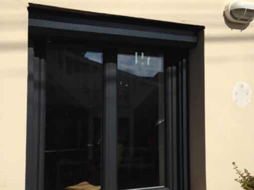 Pose de Fenêtres PVC-ALU triple vitrage Internorm KF 410 à Montigny le Bretonneux