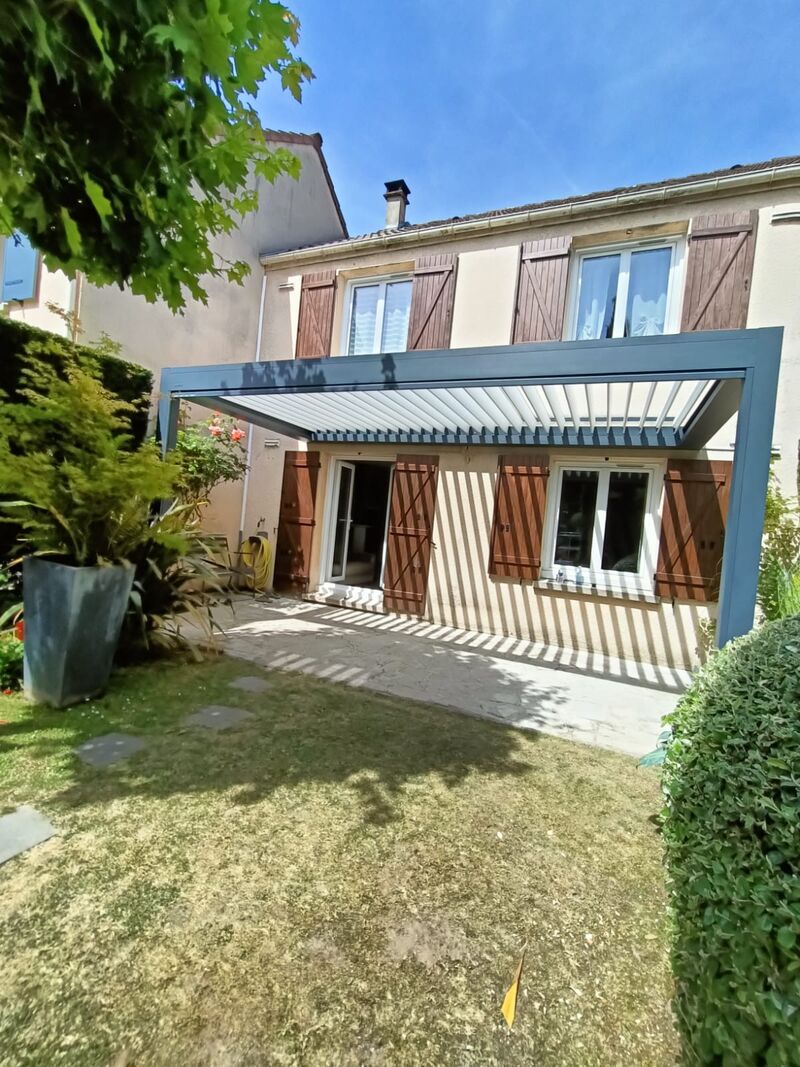 Une pergola bioclimatique, c’est quoi ?
