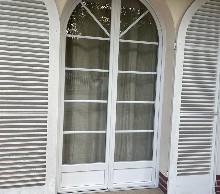 Installation d’une fenêtre PVC à Saint-Cyr-l’École