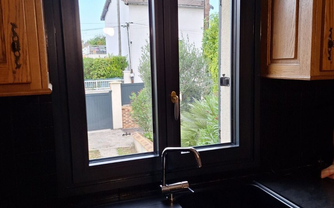 Réalisation de Fenêtres Triple-Vitrage KF 520 Internorm à Houilles