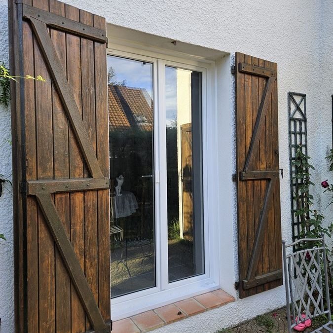 Pose de Fenêtres Internorm KF 310 dans toute la maison à Maisons-Laffitte