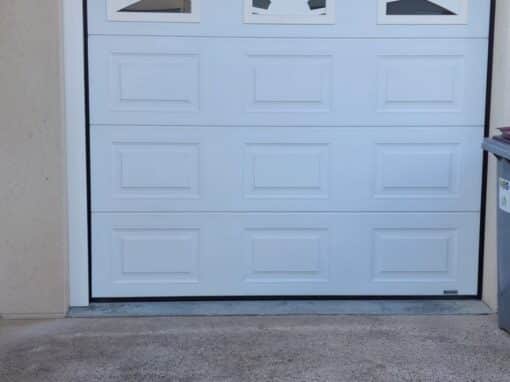 Réalisation à Taverny : Installation d’une Porte de Garage Sectionnelle – Marque Gypass