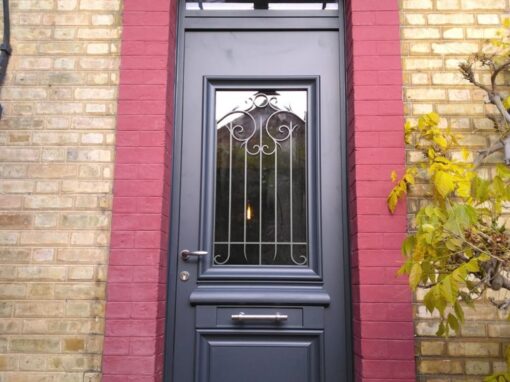 Réalisation à Colombes : Installation d’une Porte d’Entrée Aluminium Héliopolis – Marque BEL'M